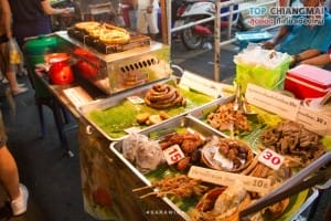 ตลาดประตูเชียงใหม่ (กลางคืน) (12)