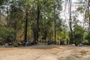 น้ำตกบัวตอง - น้ำพุเจ็ดสี (15)