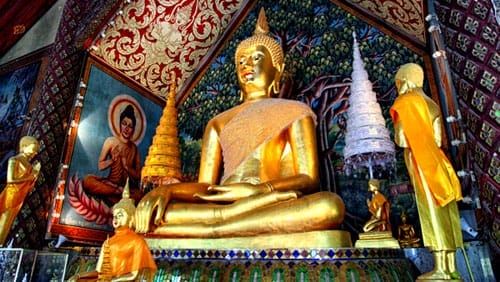ภาพโดย Kittipong Khunnen @ commons.wikimedia.org